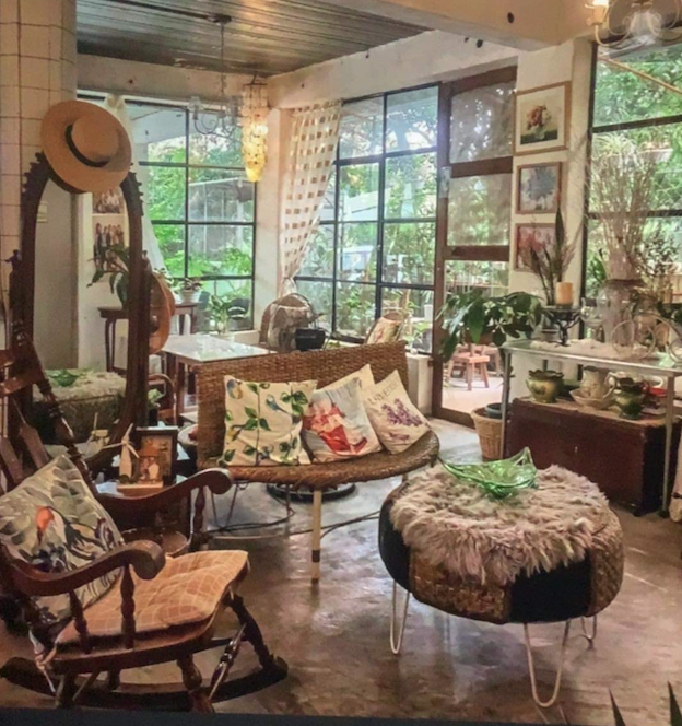 Simple Place Cafe; with 5BR B&B property for sale in Tagaytay City - Image# 1
