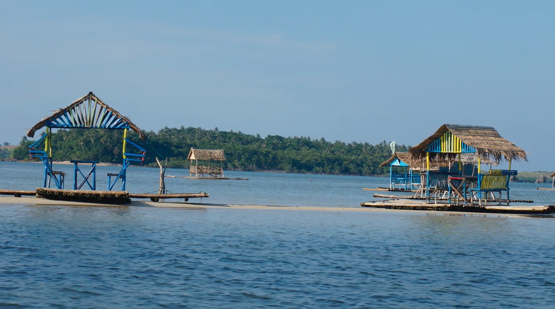 Perfect getaway beachfront property with sandbar in Caramoan - Image# 9